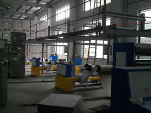 高速硬紙板生產(chǎn)線